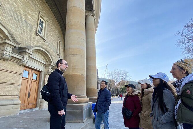 The Ultimate Downtown Toronto Walking Tour - Key Points