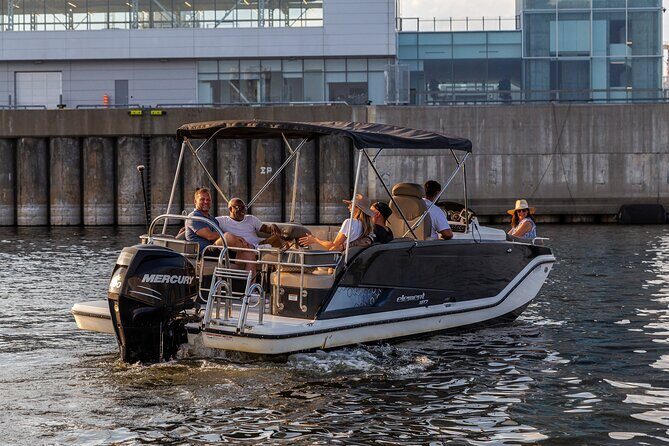 The Ultimate Montreal Boat Tour  Fall Colors Apéro Edition - FAQ