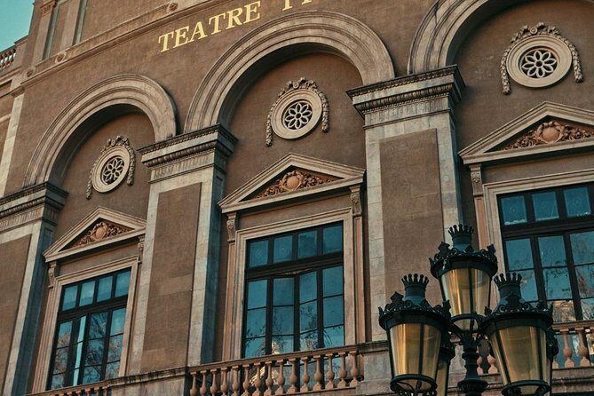 The Ultimate Old Town Tour in Barcelona - A Closer Look at the Old Town Tour in Barcelona