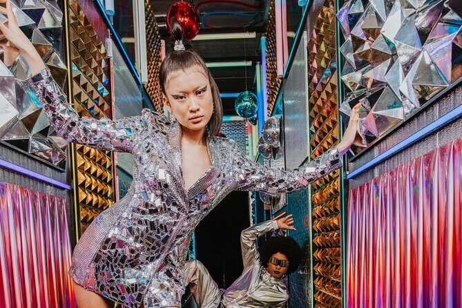 The Upside Down Museum Amsterdam Admission Ticket - Photo Opportunities and Digital Souvenirs