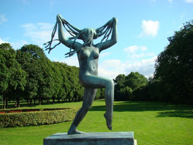 The Vigeland Park in Oslo: Insta-Perfect Walk with a Local - Why This Tour Is Worth Considering