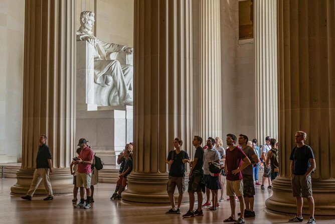 The Washington DC Sightseeing Day Pass: Save Big at 15+ Monumental Attractions - An In-Depth Look at the Itinerary and Attractions