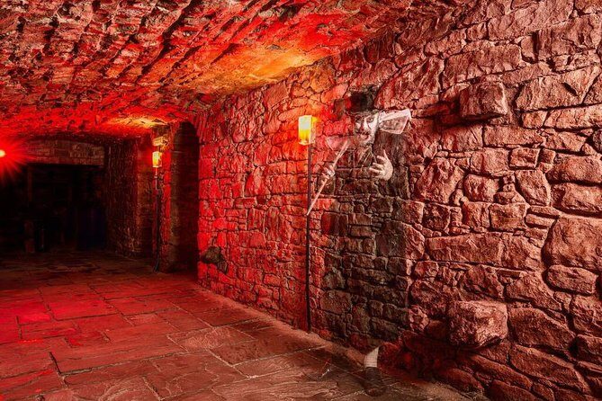 The World Famous Underground Ghost Tour - A Detailed Look at the Underground Ghost Tour Experience