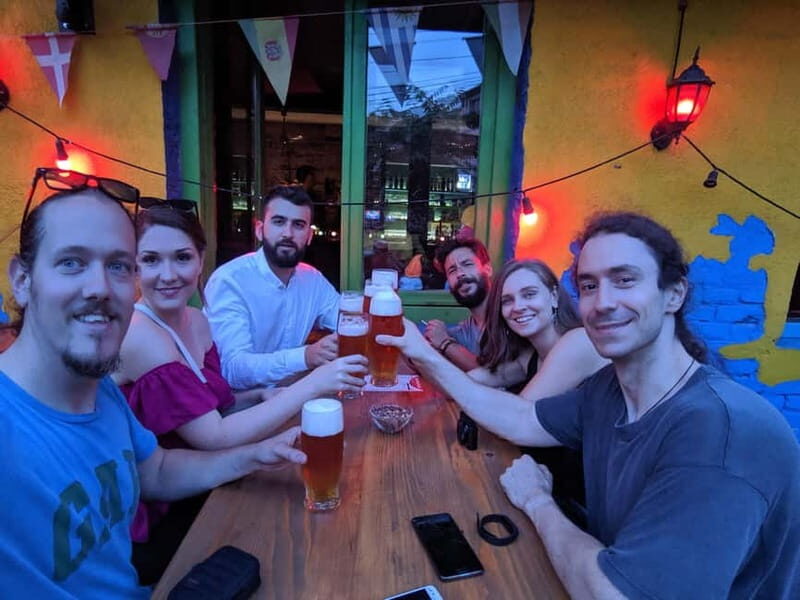 The World of Pubs and Taverns: A Golden Mile - Key Points