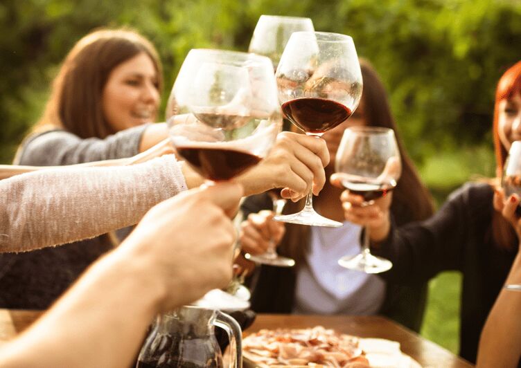 Thessaloniki Day Trip to Petralona Cave,Afytos& Wine Tasting - Petralona Cave: A Natural Wonder and Archaeological Site