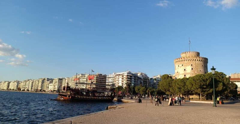 Thessaloniki: Wellness Sunset walking tour by the sea! - Key Points