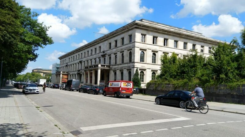 Third Reich: Art, Cult and Ideology behind the tragedy - The Experience: What to Expect from This Guided Tour