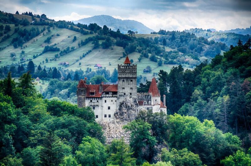 Three Castles in Transylvania Day Trip from Bucharest - Rasnov Fortress: A mountain-top marvel