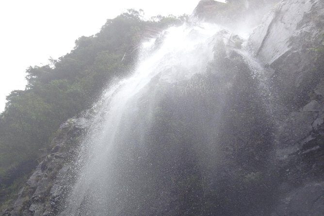 Three Dragon Gorge River Walking Tour - The Itinerary: What to Expect