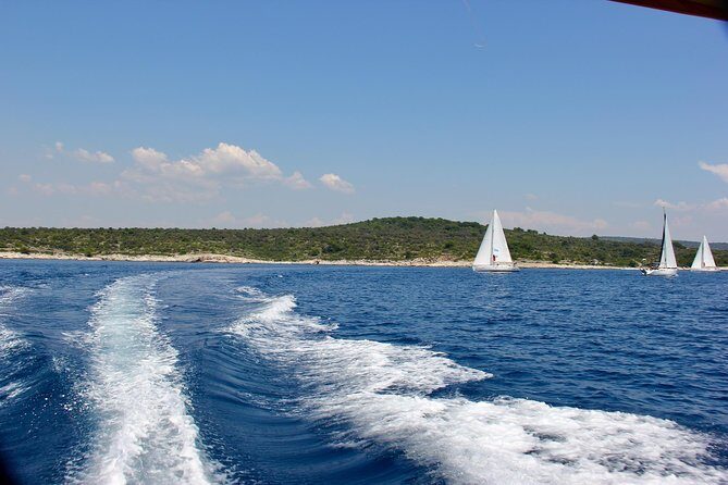 Three Island Cruise Tour Featuring the Blue Lagoon and Solta - Comfort and Physical Considerations