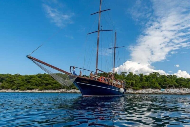 Three Islands Cruise Hidden Gems of the Saronic Gulf - Setting the Scene: What to Expect from the Tour