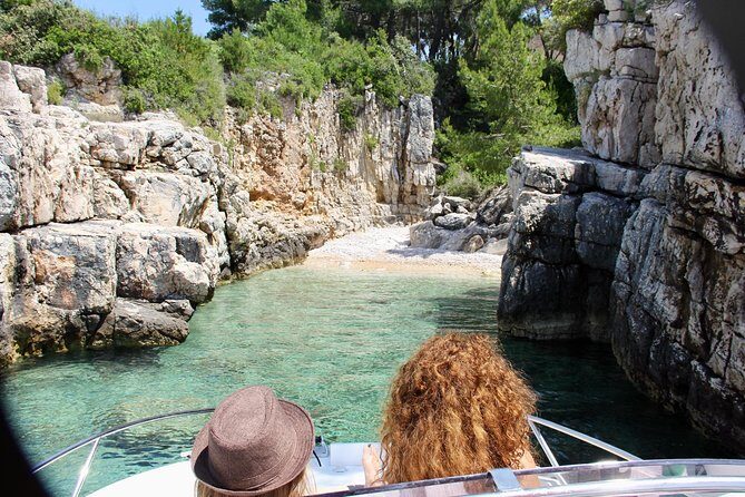 Three Islands Private Speedboat Tour With Blue Lagoon Stop - What Reviewers Say