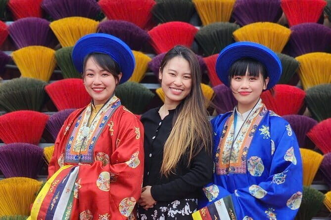 Three Traditional Villages Private Day Tour from Hanoi - Key Points