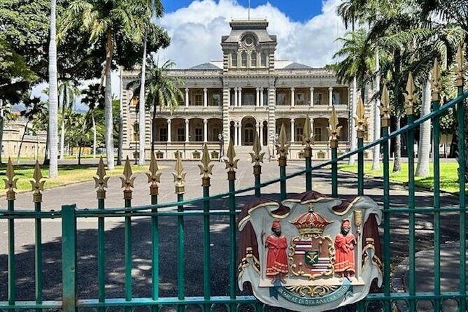 Through A Glass Darkly The Strange and Tragic History Of Honolulu - Exploring Honolulu’s Hidden Stories: A Review of “Through A Glass Darkly”