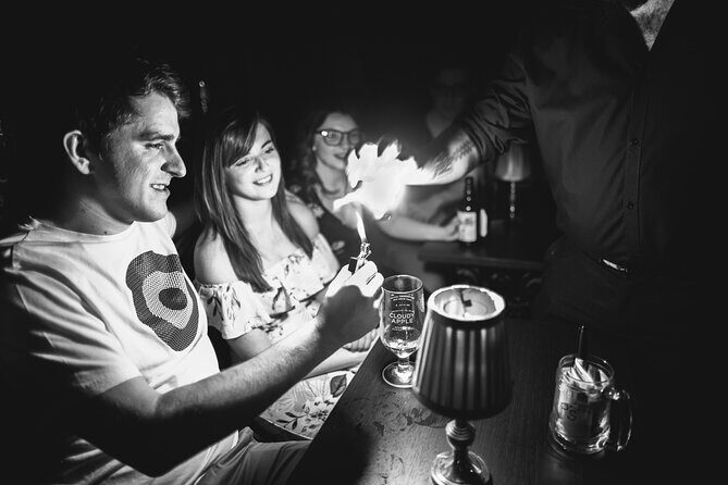 (Thur 7pm) Comedy Magic Show includes 1x Pizza & 2 glasses of Prosecco - The Sum Up