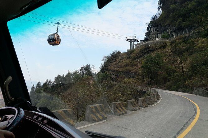 Tianmen Mountain With the Skywalk & Drop off at Fenghuang Private Day Tour - FAQ