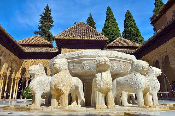 Tickets included: Alhambra Tour (Gardens, Alcazaba, Generalife) - Who Should Consider This Tour?