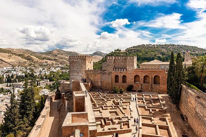 Tickets included: Alhambra Tour (Gardens, Alcazaba, Generalife) - The Sum Up