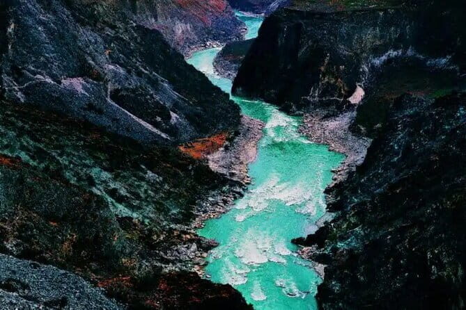 Tiger Leaping Gorge Private Day Tour - A Deep Dive into the Experience