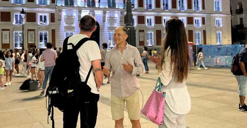 Time Traveler's Stroll From The Hapsburgs to The Bourbons - A Deep Dive into the Tour Experience