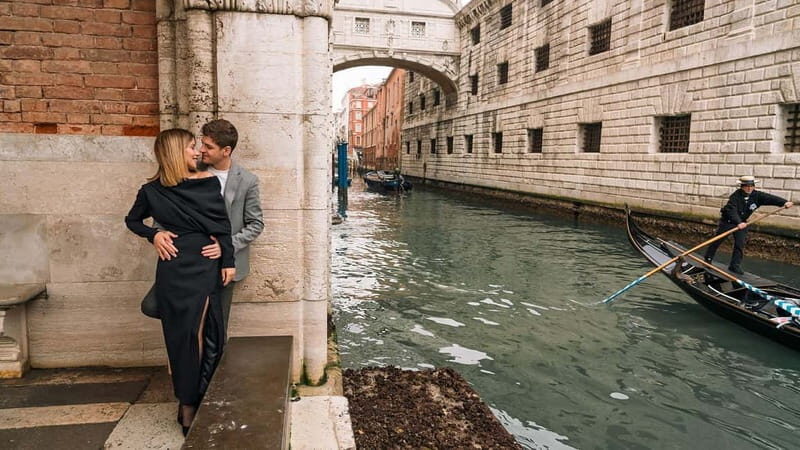 Timeless Venice: Luxury Photoshoot with a Local Photographer - An Inside Look at the Experience
