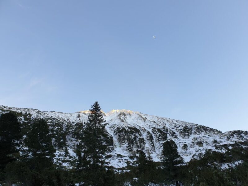 Timisoara Dream Tours: Let's Go Hiking in Retezat Mountains - What You’ll Experience Step-by-Step