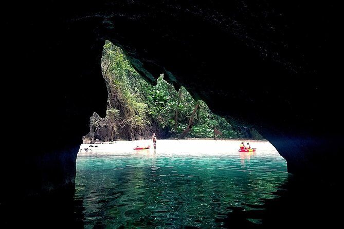 Tin Adventure Sea Tour to 4 Islands & Emerald Cave from Koh Lanta - Key Points
