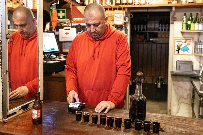 Tipsy Tour Fun Bar Crawl in Lisbon with Local Guide - Detailed Breakdown of the Itinerary