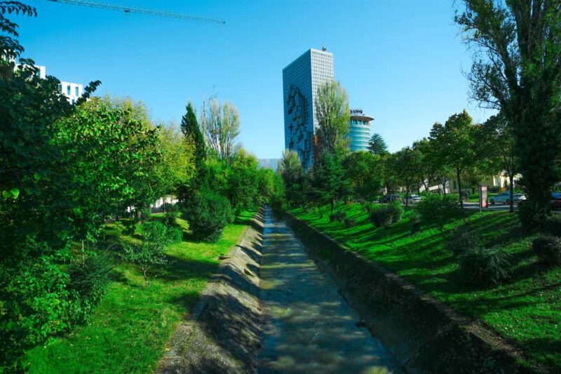 Tirana: City Tour with Photographer (book a day in advance!) - The Sum Up