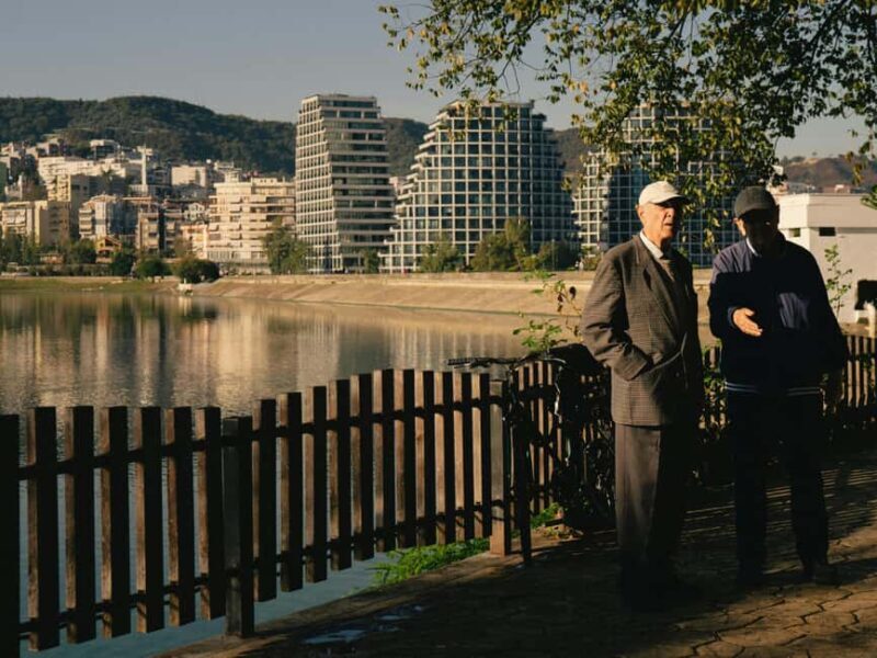 Tirana: Guided Bike Tour with Food and Drink Tastings - Key Points