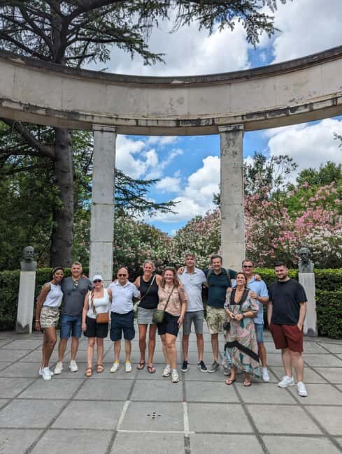 Tirana: Presidential Palace and Zoo Guided Bike Tour - Key Points