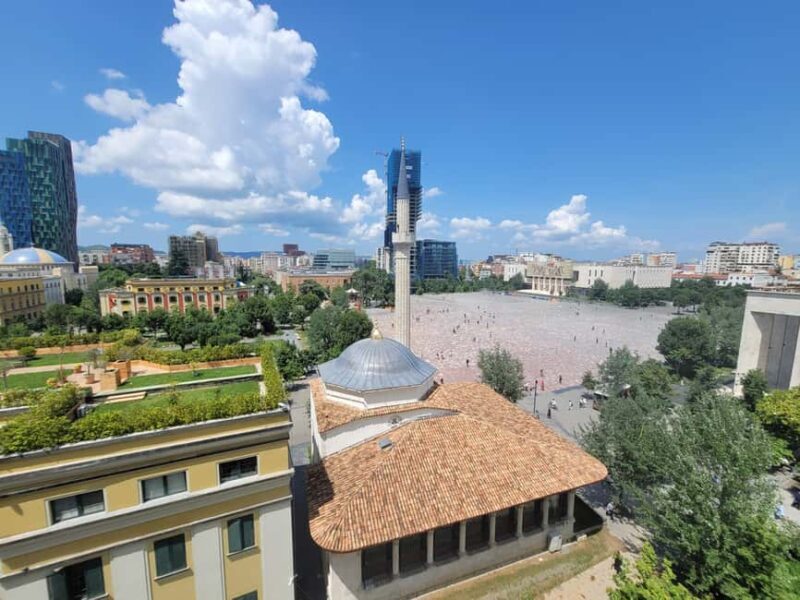 Tirana: Private Night Tour with Coffee and Cocktail - Key Points