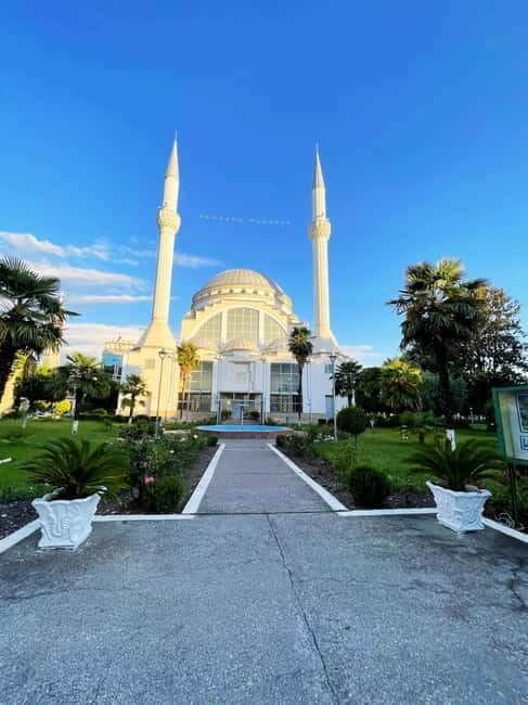 Tirana: Shkoder, Lezhe and Kruje Day Trip with Rozafa Castle - Tirana: Shkoder, Lezhe and Kruje Day Trip with Rozafa Castle