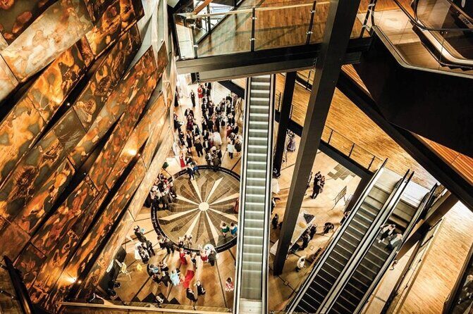 Titanic Exhibit Belfast City Private Chauffeur Tour from Dublin - Belfast City Highlights