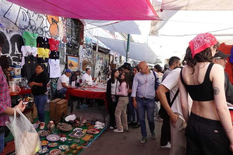 Tlatelolco and La lagunilla Market Mexico City Walking tour - FAQ