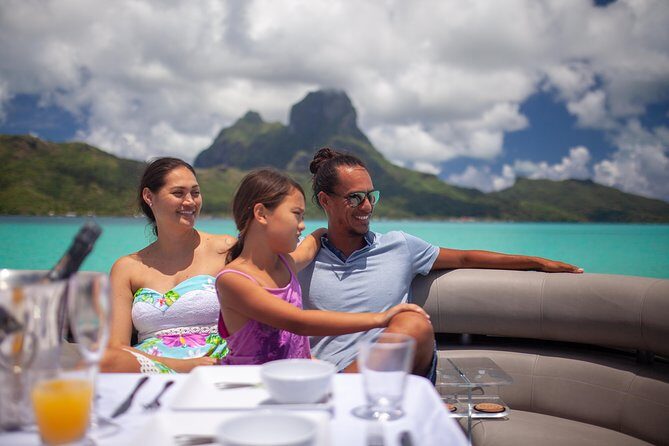 Toa Boat Bora Bora Private Lagoon tour with Lunch on Ambassador Boat - FAQ