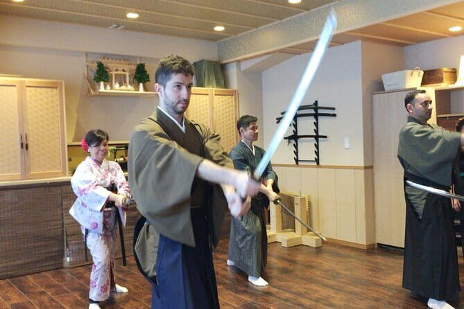 Tokyo 5hr Private Guided Tour and Batto (Sword) Experience - In-Depth Review of the Tokyo 5hr Private Guided Tour and Batto Experience