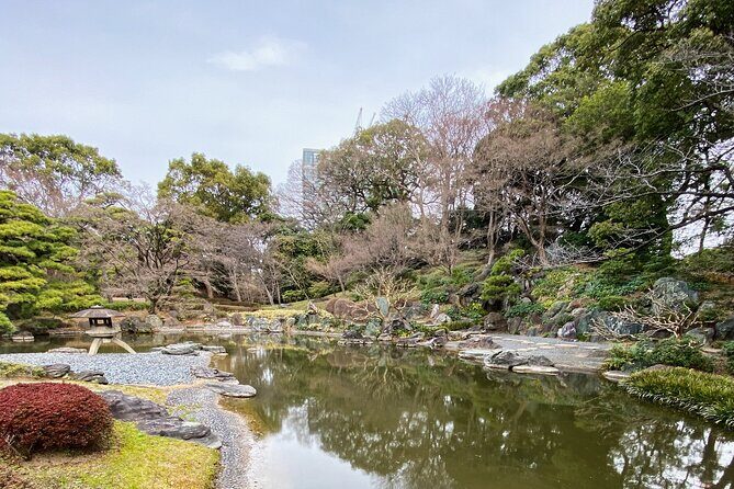 Tokyo, East Garden of the Imperial Palace w/ History Guide - FAQ