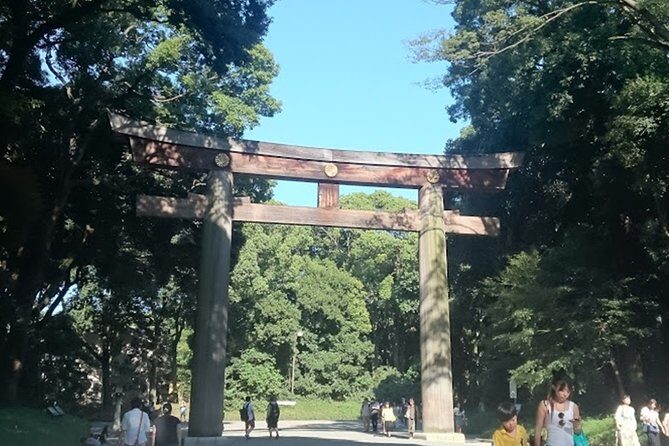 Tokyo highlights, High Rise Observatory, Meiji shrine, Imperial palace Garden - FAQs