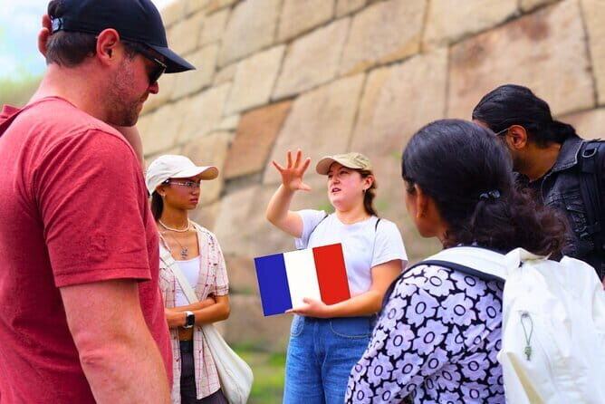 Tokyo: Imperial Palace the history of Japan (FRENCH GUIDE) - Key Points