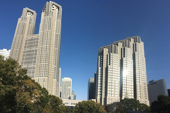 Tokyo Private Car Tour: Professional Guide and Driver/Optional airport xfer - Modern Tokyo: Roppongi and Shinjuku