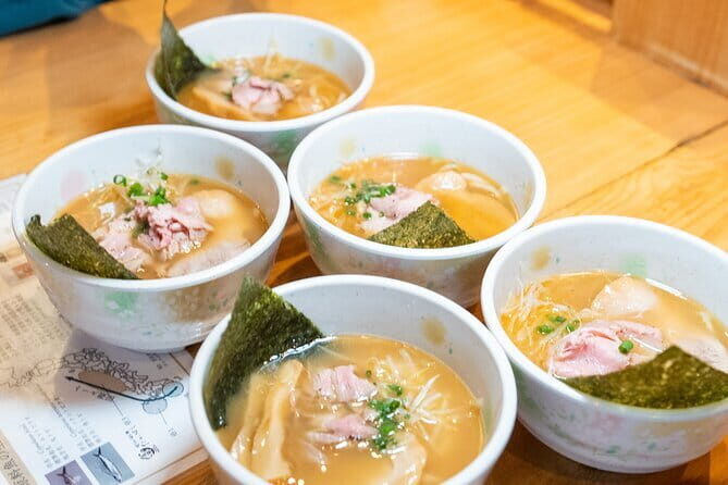 Tokyo: Shinjuku Ramen Tour Taste 4 Mini Bowls of Tradition - Key Points