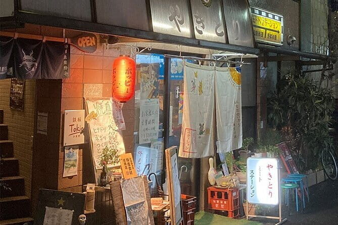 Tokyo Smallest City Izakaya and Snack bar hopping tour - Key Points