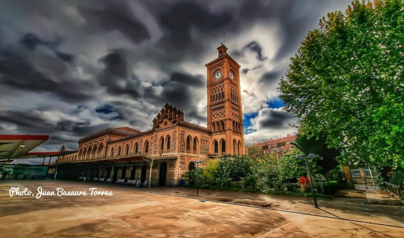 Toledo: Monumentos esenciales: Alcazar, Catedral, Sinagoga - Key Points
