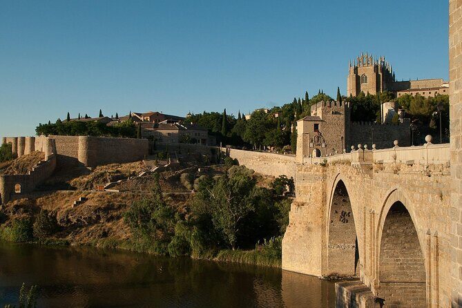 Toledo Panoramic! from Madrid with Transportation and Panoramic Tour - FAQ