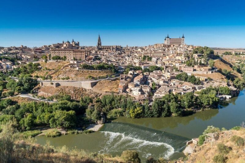 Toledo Private Guided Walking Tour - Key Points