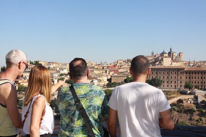 Toledo Private Half Day Tour Cathedral Santo Tome and Synagoge - Who Should Book This Tour?