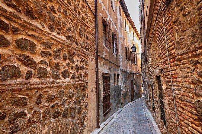 Toledo Scavenger Hunt and Highlights Self-Guided Tour - Detailed Review of the Toledo Self-Guided Scavenger Hunt