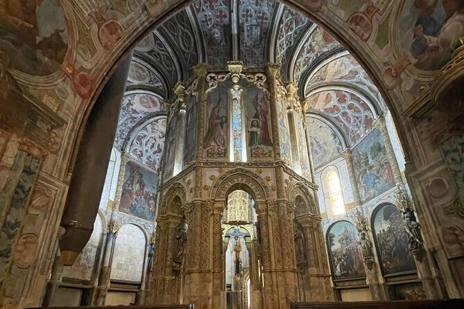 Tomar: Convent of Christ and City Highlights Private Tour - Authentic Experiences and Practical Tips