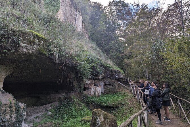 Tomb Hunting and Trekking Adventure in Sovana - FAQs